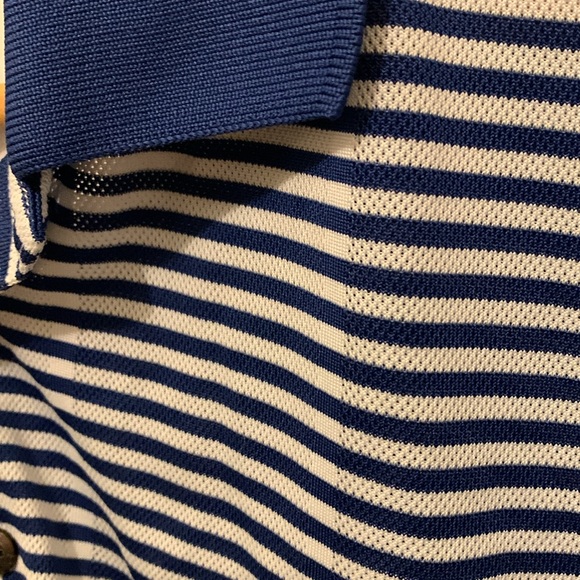 Ping (L) - Picture 7 of 14